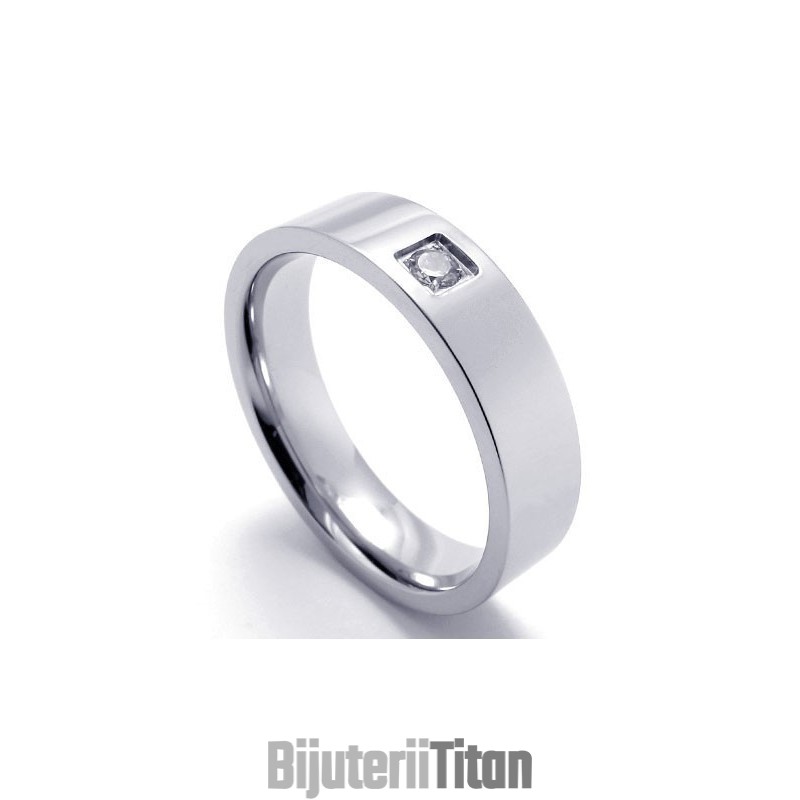 Formă Elegantă, Strălucire A Culorii, Bine-Cunoscută Pentru Inelul Său Din Titan De Calitate Fină Formă Elegantă, Strălucire A Culorii, Bine-Cunoscută Pentru Inelul Său Din Titan De Calitate Fină