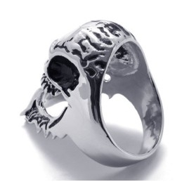 Pentru Strălucirea Culorilor Selectate, Un Inel De Titan Cu O Poveste Lungă