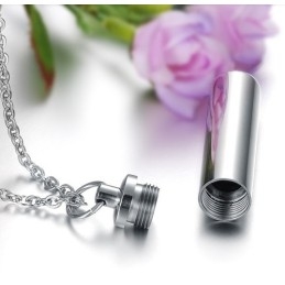 Pentru A Vă Bucura De O Reputație Înaltă Acasă Și În Străinătate, Colier Concis Din Titan