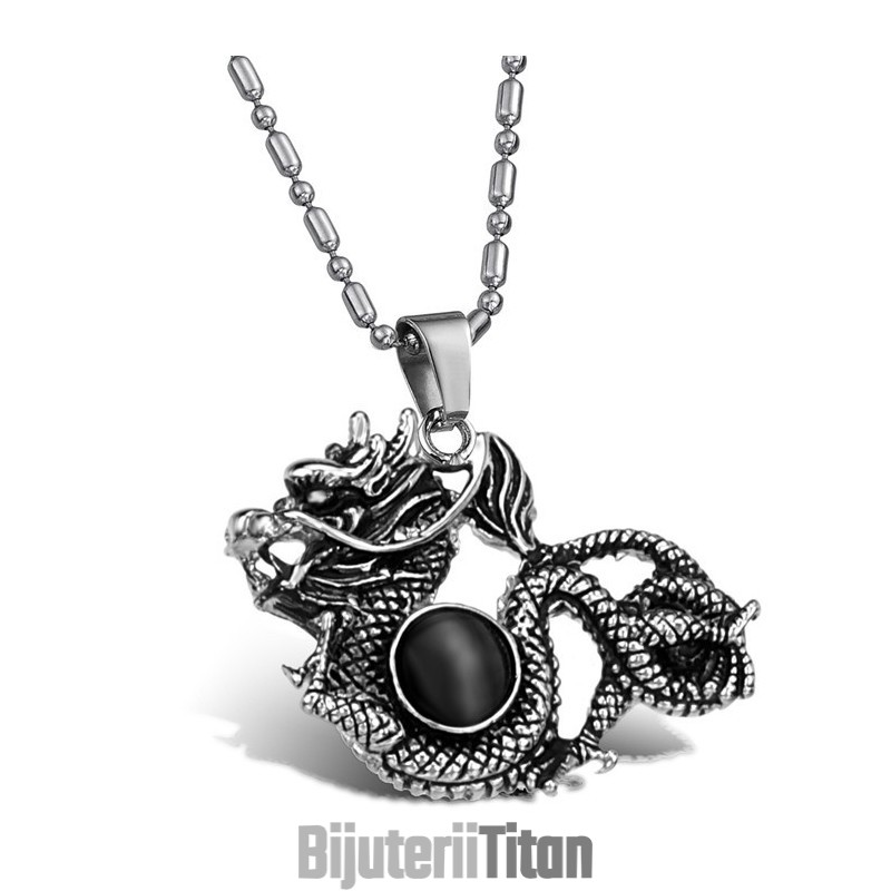 Cunoscut Pentru Colierul Său Masculin Din Titan De Calitate Superioară Cu Mărgele Cunoscut Pentru Colierul Său Masculin Din Titan De Calitate Superioară Cu Mărgele