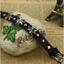 Brățară Din Piele De Titan Cu Cruce Regina Calității