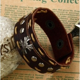 Pentru A Vă Bucura De O Reputație Înaltă Acasă Și În Străinătate, Brățară Retro Din Piele De Titan