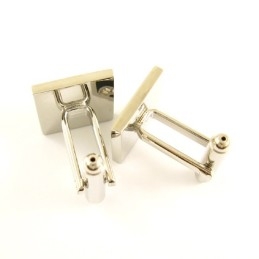 Butoni Pătrați Placați Cu Titan Și Ip Negru Cu Diamante