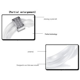 Cunoscut Pentru Inelul Său Ceramic Din Tungsten De Calitate Superioară Cu Strasuri