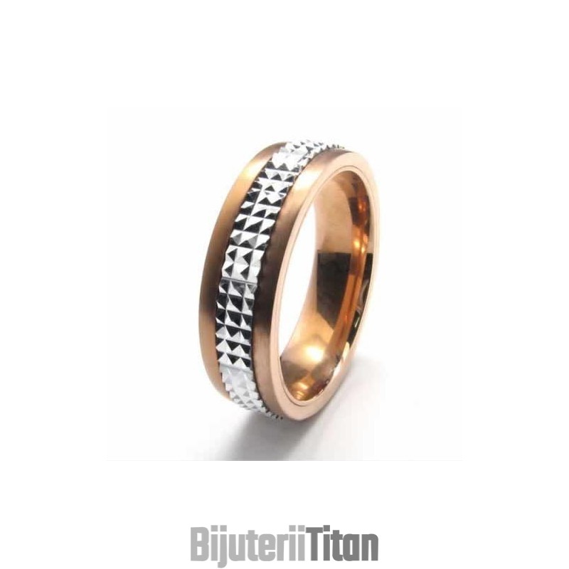 Inel De 6 Mm Din Titan Și Aur Incrustat Inel De 6 Mm Din Titan Și Aur Incrustat