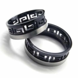 Inel Rotativ Cu Cheie Grecească Din Titan Negru De 7 Mm