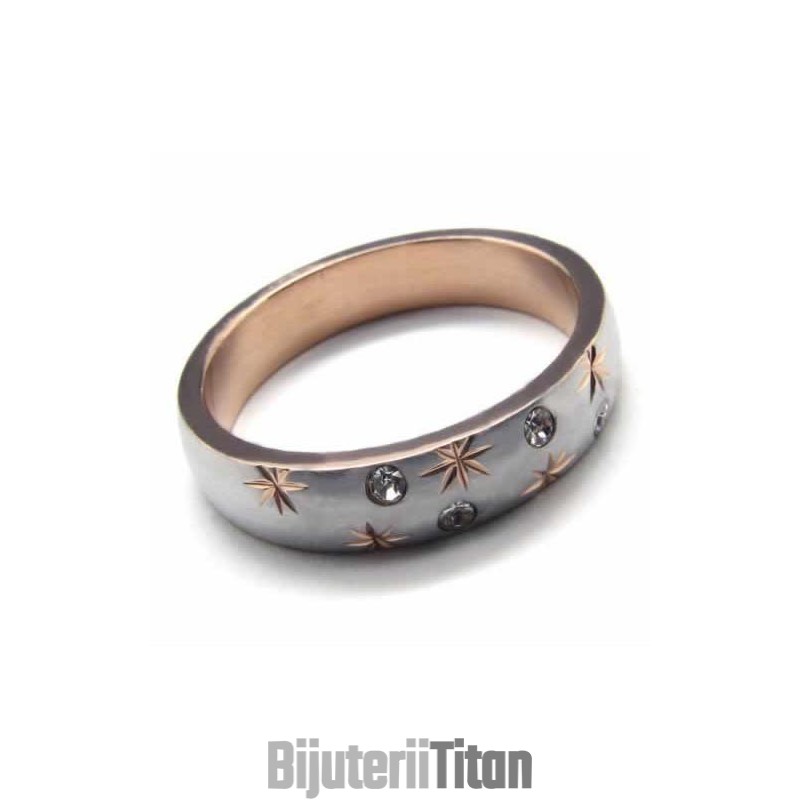 Inel Cu Bandă De Curte Din Titan Și Aur De 4 Mm, Încrustat Cu Diamante Inel Cu Bandă De Curte Din Titan Și Aur De 4 Mm, Încrustat Cu Diamante