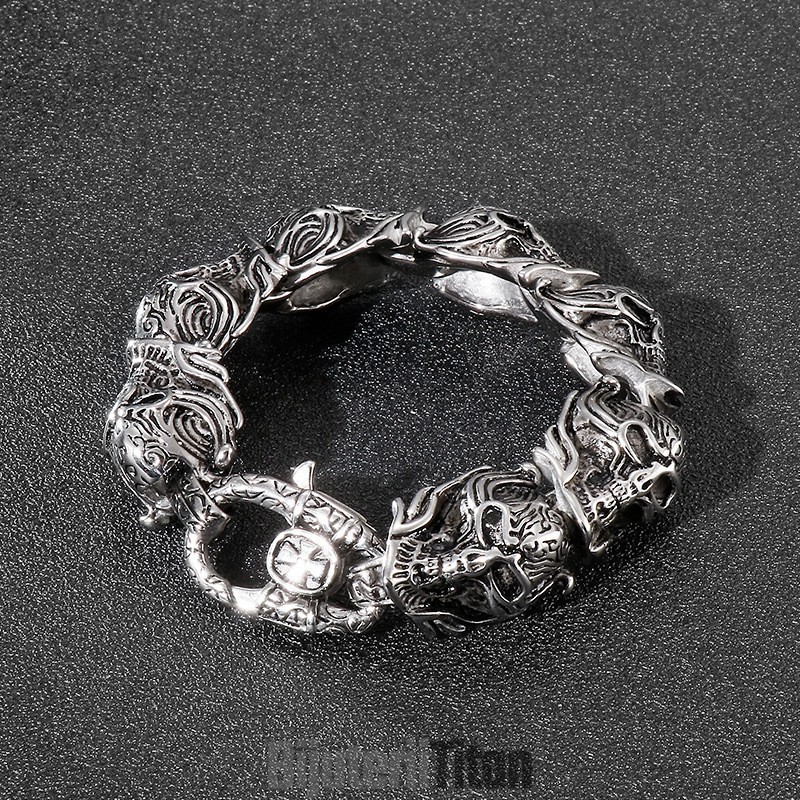 Brățară Din Titan Pentru Bărbați Cool Skull Brățară Din Titan Pentru Bărbați Cool Skull
