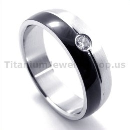 Inel Negru Din Titan Cu Diamant
