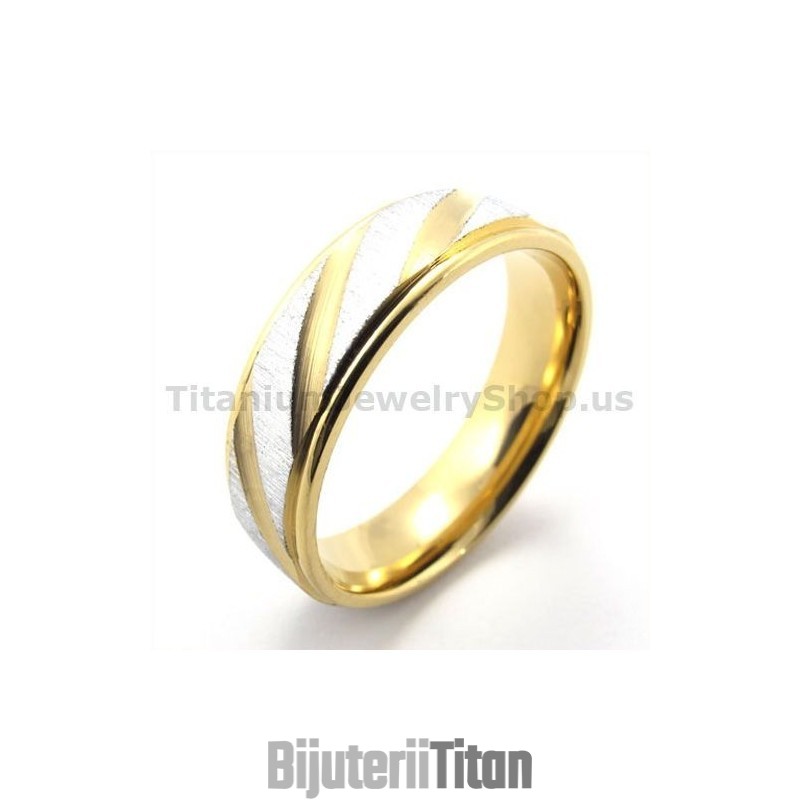 Inel Gloden Din Titan Cu Diamant