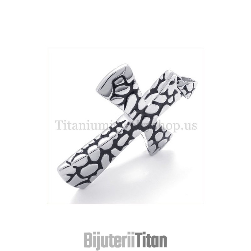 Pandantiv Cruce Din Titan Cu Model De Grohotiș Argintiu Pandantiv Cruce Din Titan Cu Model De Grohotiș Argintiu