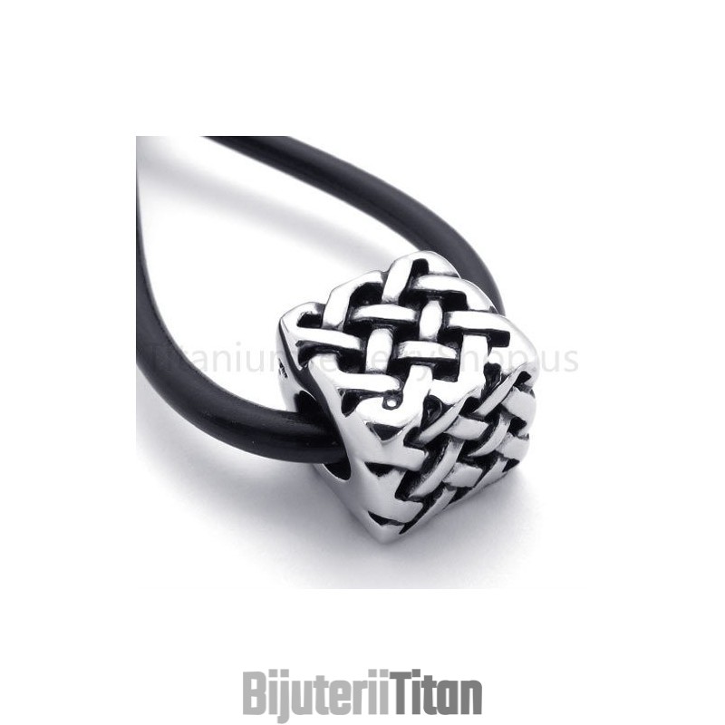 Pandantiv Nou Clasic Cub Din Titan Pandantiv Nou Clasic Cub Din Titan