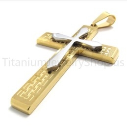 Pandantiv Nou Din Titan Cu Cruce Aurie În Două Straturi