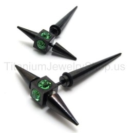 Cercei Din Titan Negru Cu Diamant Verde