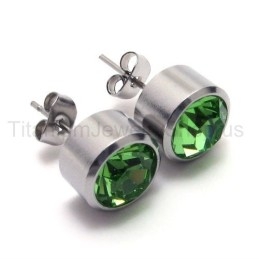 Cercei Argintii Tank Titan Cu Diamante Verzi