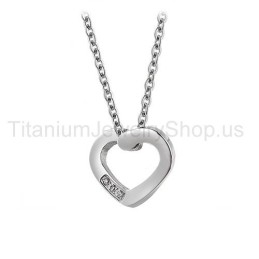 Pandantiv Din Titan Cu Inimă