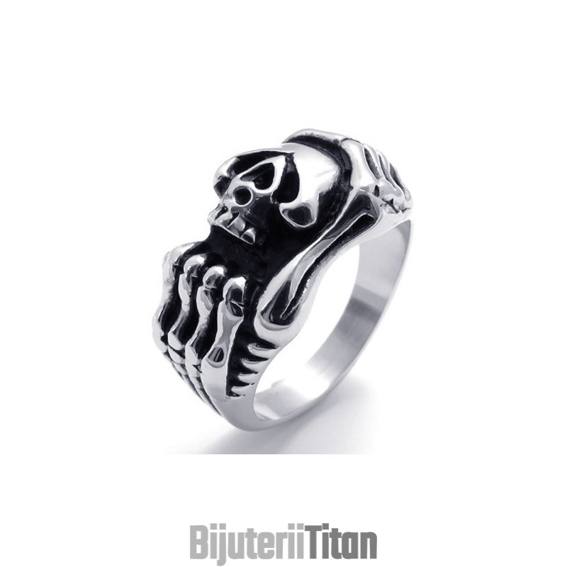 Inel De Titan Cu Craniu Inel De Titan Cu Craniu