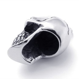Pandantiv Din Titan Cu Craniu Și Diamant Negru