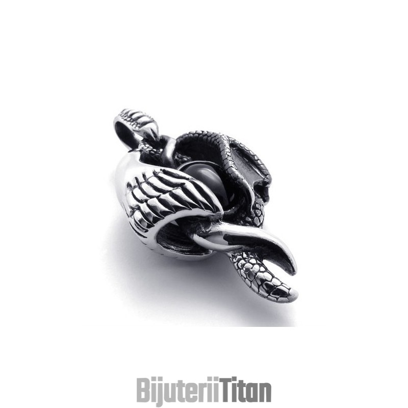 Pandantiv Din Titan Cu Gemă Wing Claw