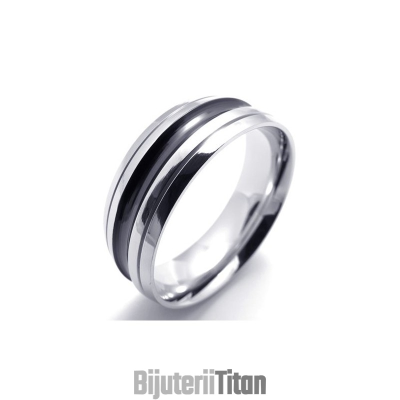 Inel Din Titan Cu Accent Negru Inel Din Titan Cu Accent Negru